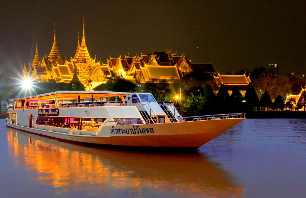 Dinner Cruise On The Chao Phraya River - Thailand